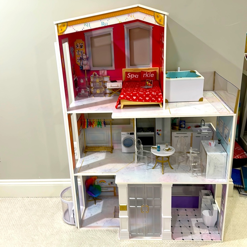 6 room 3 story house with working elevator and doors